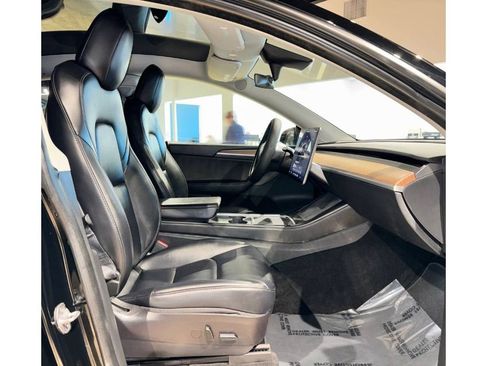 Used 2023 Tesla Model Y Long Range image 18