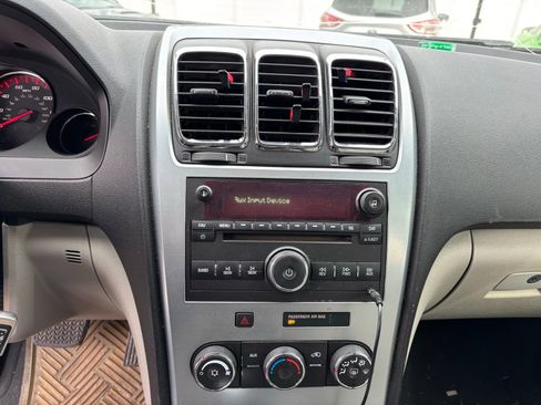 Used 2007 GMC Acadia SLE w/ Preferred Package image 11