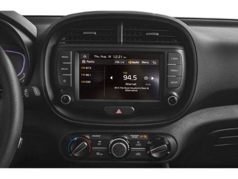 Used 2024 Kia Soul LX FWD image 13