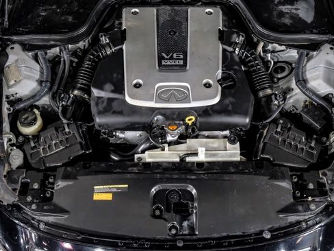 Used 2010 INFINITI G37 Convertible w/ Premium Pkg RWD image 38