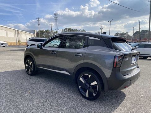 Used 2025 Nissan Kicks SR image 7