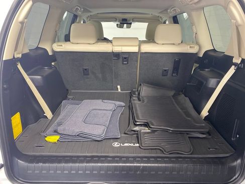 Certified 2023 Lexus GX 460 Premium w/ Premium Package AWD/4WD image 29