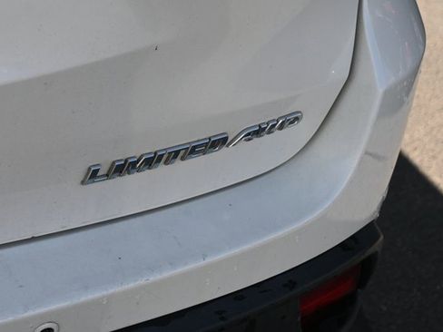 Used 2015 Toyota Highlander Limited image 11