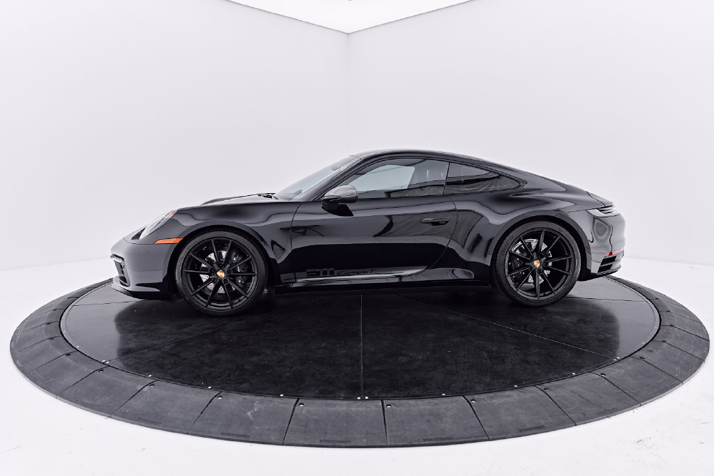 Used 2024 Porsche 911 Carrera T RWD image 10