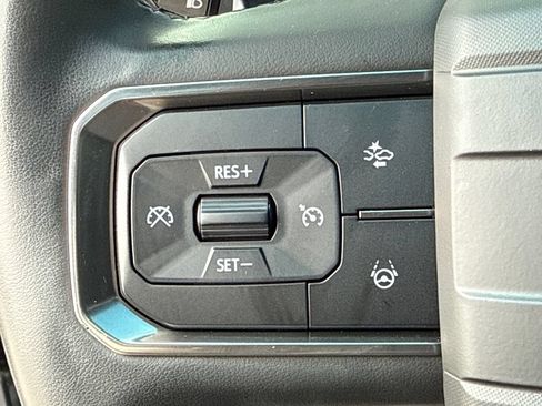 Used 2024 GMC Hummer EV 3X AWD/4WD image 24