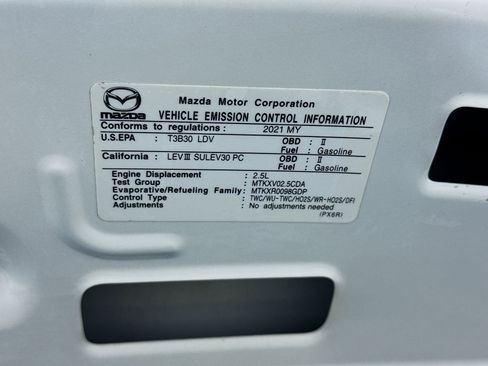 Used 2021 MAZDA CX-30 AWD 2.5 S w/ Premium Package image 21