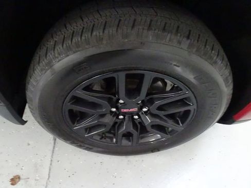 Used 2024 GMC Sierra 1500 Elevation w/ Preferred Package image 31