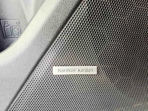 Certified 2024 Subaru Crosstrek 2.5i Limited w/ Crosstrek Mirror Package image 23