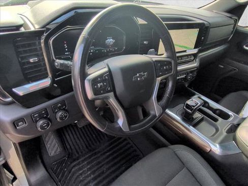 Used 2023 Chevrolet Silverado 1500 RST w/ Convenience Package II image 9