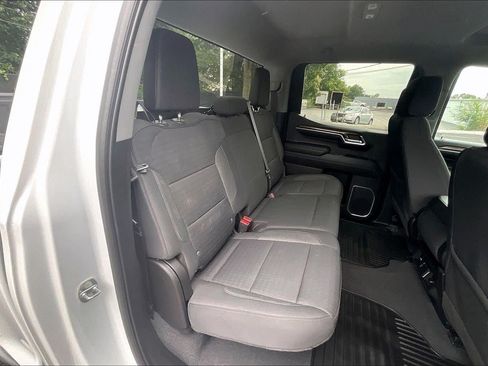 Used 2023 Chevrolet Silverado 1500 LT AWD/4WD image 23