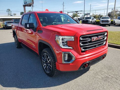 Used 2021 GMC Sierra 1500 AT4 w/ AT4 Premium Package AWD/4WD image 8