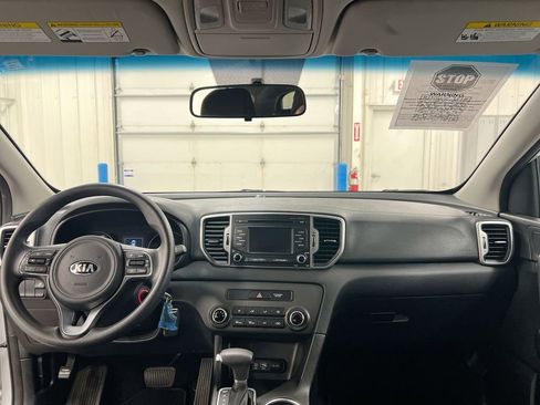 Used 2017 Kia Sportage LX image 10