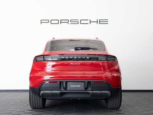New 2026 Porsche Macan 4 Electric AWD/4WD image 6