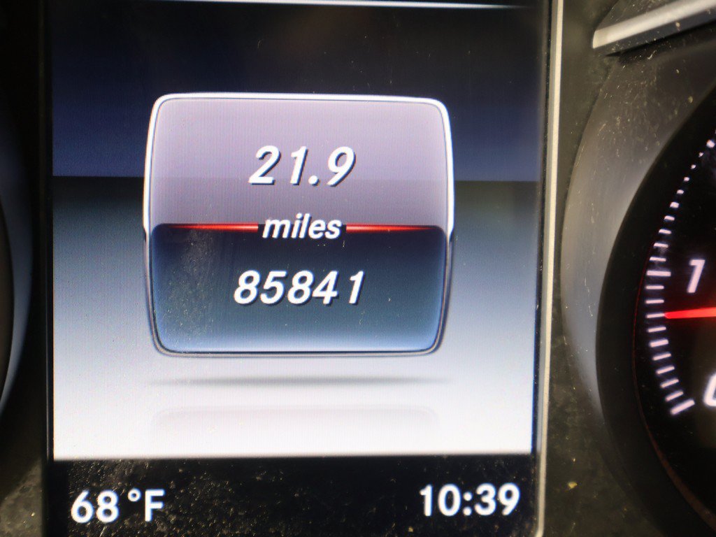 Used 2018 Mercedes-Benz C 300 4MATIC Sedan image 38