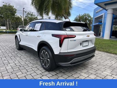 Used 2024 Chevrolet Blazer EV LT AWD/4WD image 34