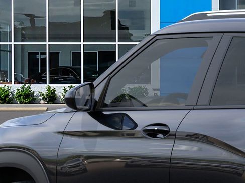 New 2026 Chevrolet TrailBlazer LT w/ Convenience Package FWD image 12