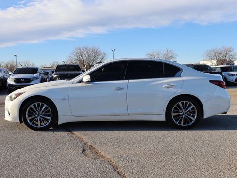 Used 2018 INFINITI Q50 Luxe w/ Essential Package (3.0T Luxe) image 8