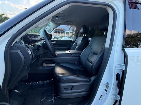 Certified 2026 Nissan Armada SV RWD image 9