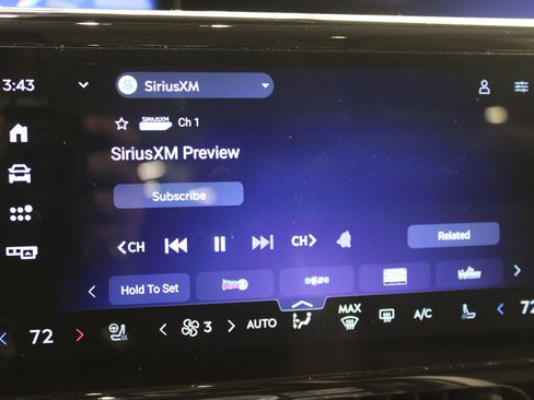 Used 2024 Lincoln Nautilus Reserve image 30