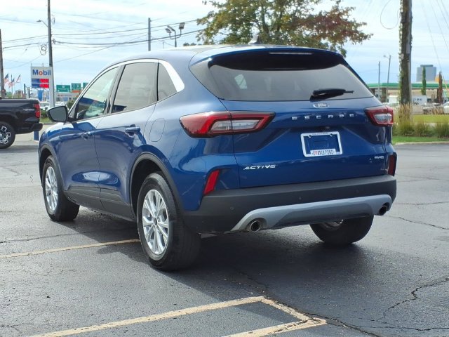 Used 2023 Ford Escape Active w/ Tech Pack #2 AWD/4WD image 7