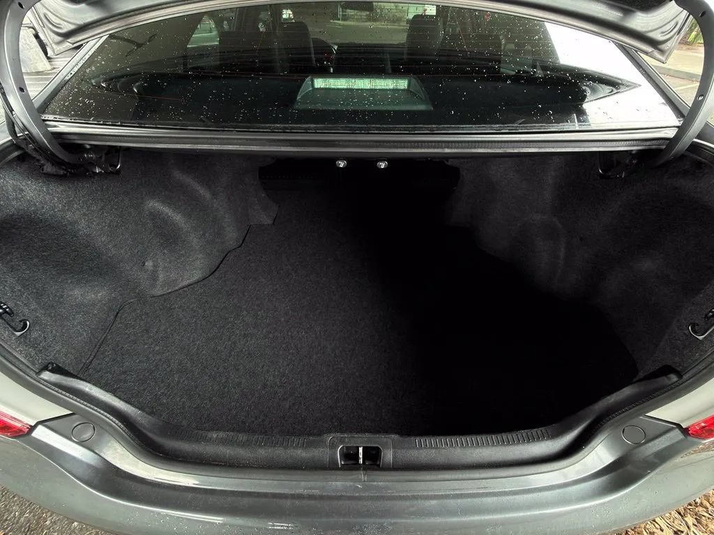 Used 2012 Toyota Camry SE FWD image 45