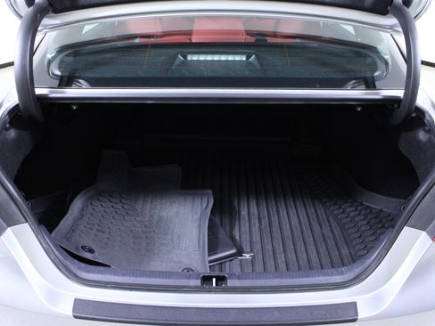 Used 2024 Toyota Camry XSE image 10