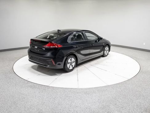 Used 2018 Hyundai Ioniq Blue FWD image 27