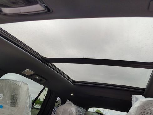 New 2026 Cadillac Vistiq Sport w/ LPO, Floor Liner Package image 25