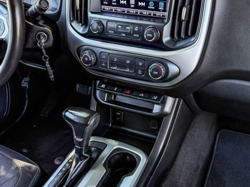 Used 2018 Chevrolet Colorado LT w/ Redline Special Edition RWD image 31
