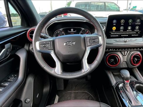 Used 2024 Chevrolet Blazer RS FWD image 10