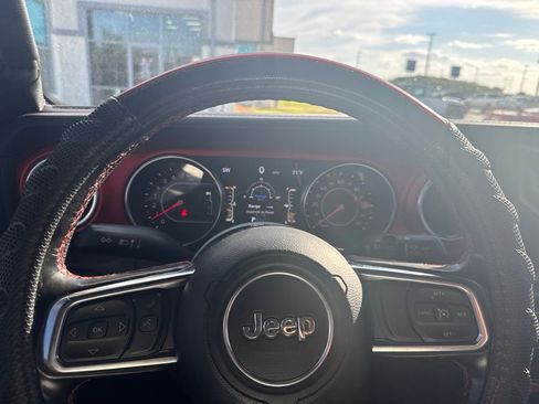 Used 2020 Jeep Wrangler Unlimited Rubicon AWD/4WD image 12