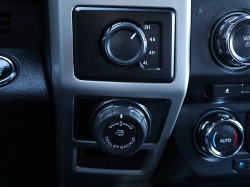 Used 2018 Ford F150 Lariat image 33