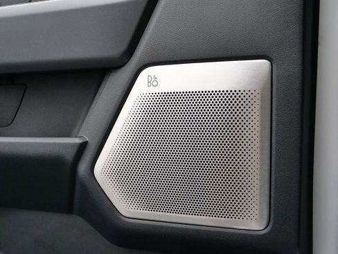 Used 2021 Ford F150 Lariat w/ Equipment Group 502A High image 31