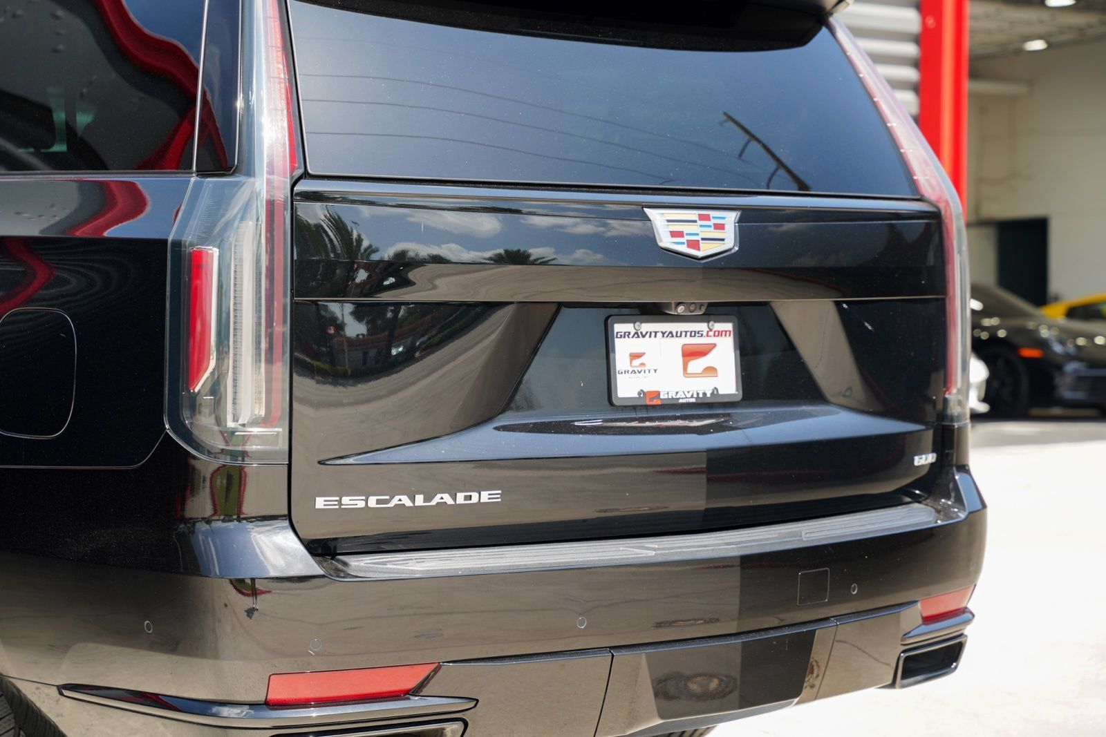 Used 2024 Cadillac Escalade ESV Sport Platinum AWD/4WD image 8