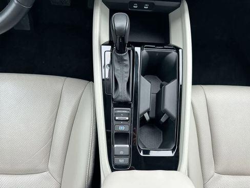 Used 2023 Honda Accord EX-L image 34