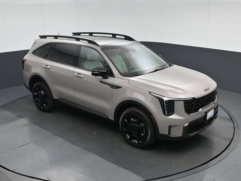 Used 2025 Kia Sorento SX AWD/4WD image 76