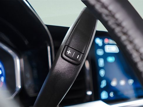 Used 2023 Chevrolet Silverado 1500 LT image 21