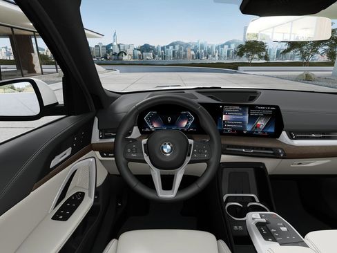 New 2026 BMW X1 xDrive28i AWD/4WD image 13