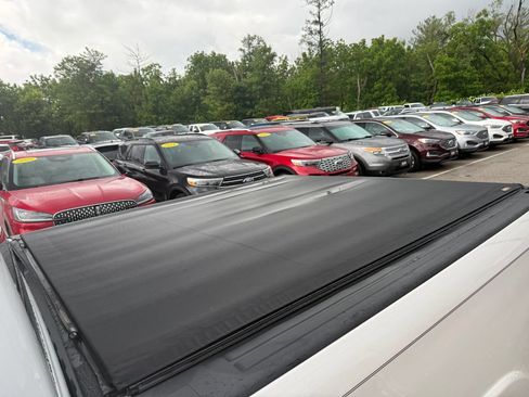Used 2022 RAM 1500 Laramie AWD/4WD image 14