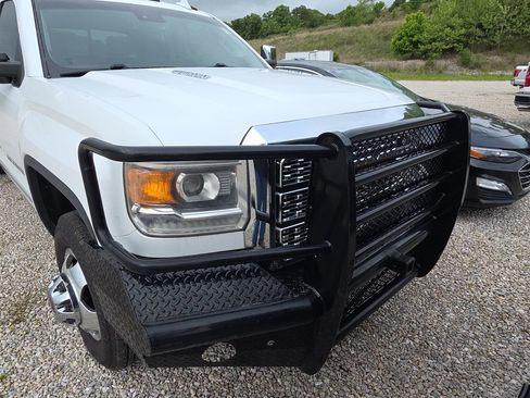 Used 2015 GMC Sierra 3500 Denali w/ Duramax Plus Package AWD/4WD image 2