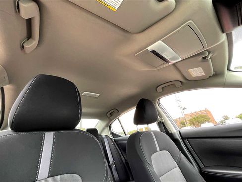 Used 2023 Nissan Sentra SV image 12