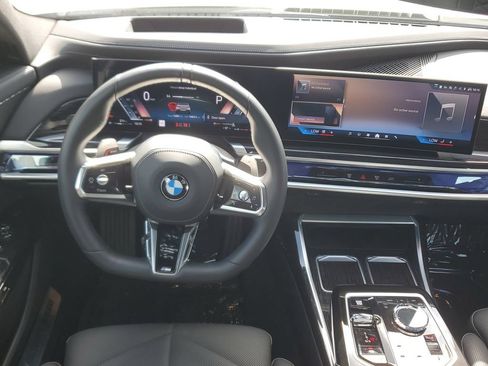 Used 2026 BMW 740i RWD image 20