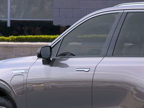 New 2026 Cadillac Vistiq Luxury image 12