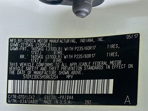 Used 2017 Toyota Sienna XLE image 11