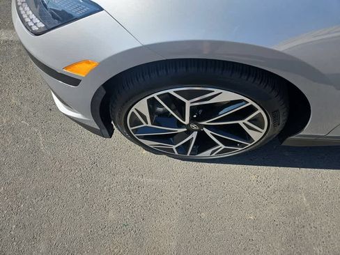 Used 2024 Hyundai Ioniq 6 SEL RWD image 3