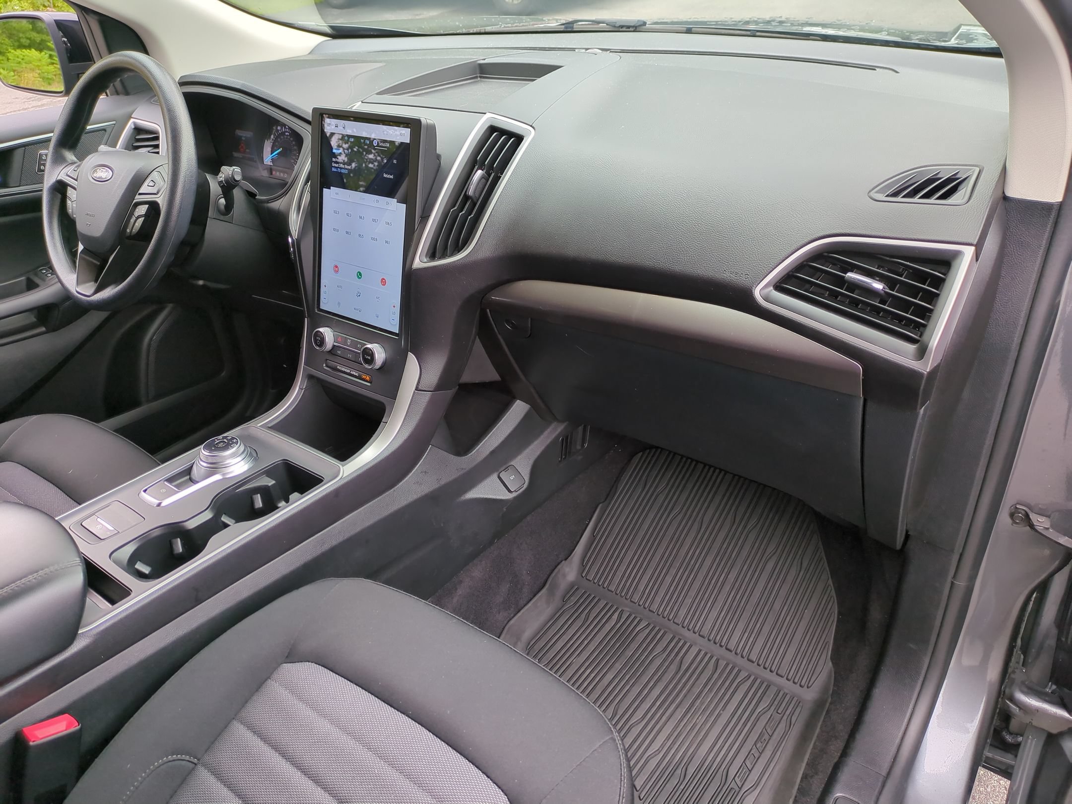 Used 2024 Ford Edge SE w/ Black Appearance Package AWD/4WD image 26