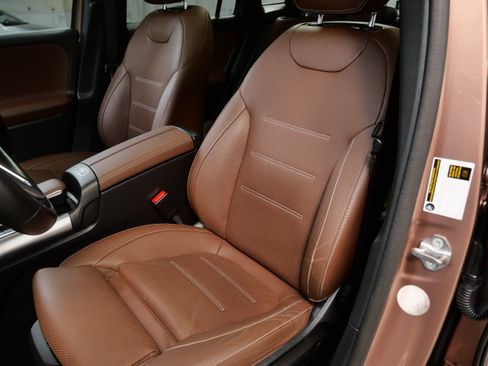 Certified 2022 Mercedes-Benz GLA 250 4MATIC image 3