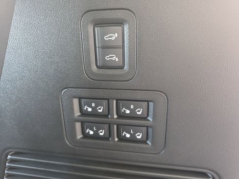 New 2026 INFINITI QX80 4WD image 19