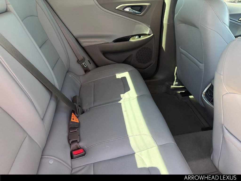 Used 2016 Chevrolet Malibu Premier w/ Driver Confidence Package II FWD image 12