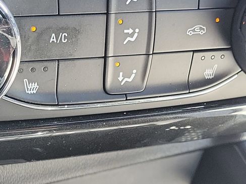 Used 2026 Chevrolet TrailBlazer RS w/ Driver Confidence Package image 32